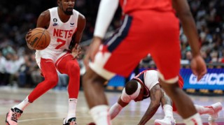  亚特兰大血洗副班长，追平队史最大分差  