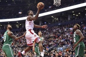  阿德巴约统治油漆区，热火主场大胜猛龙