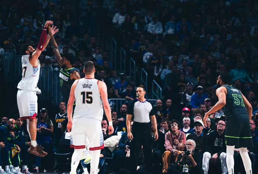  爱德华兹爆发森林狼击败掘金