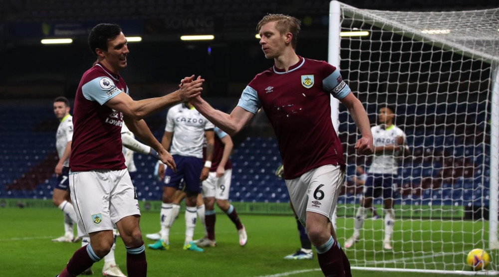  沃特金斯绝杀维拉逆转埃弗顿收获宝贵三分